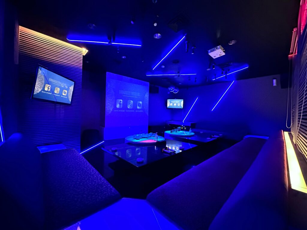 Barna Karaoke Jakarta VIP Room